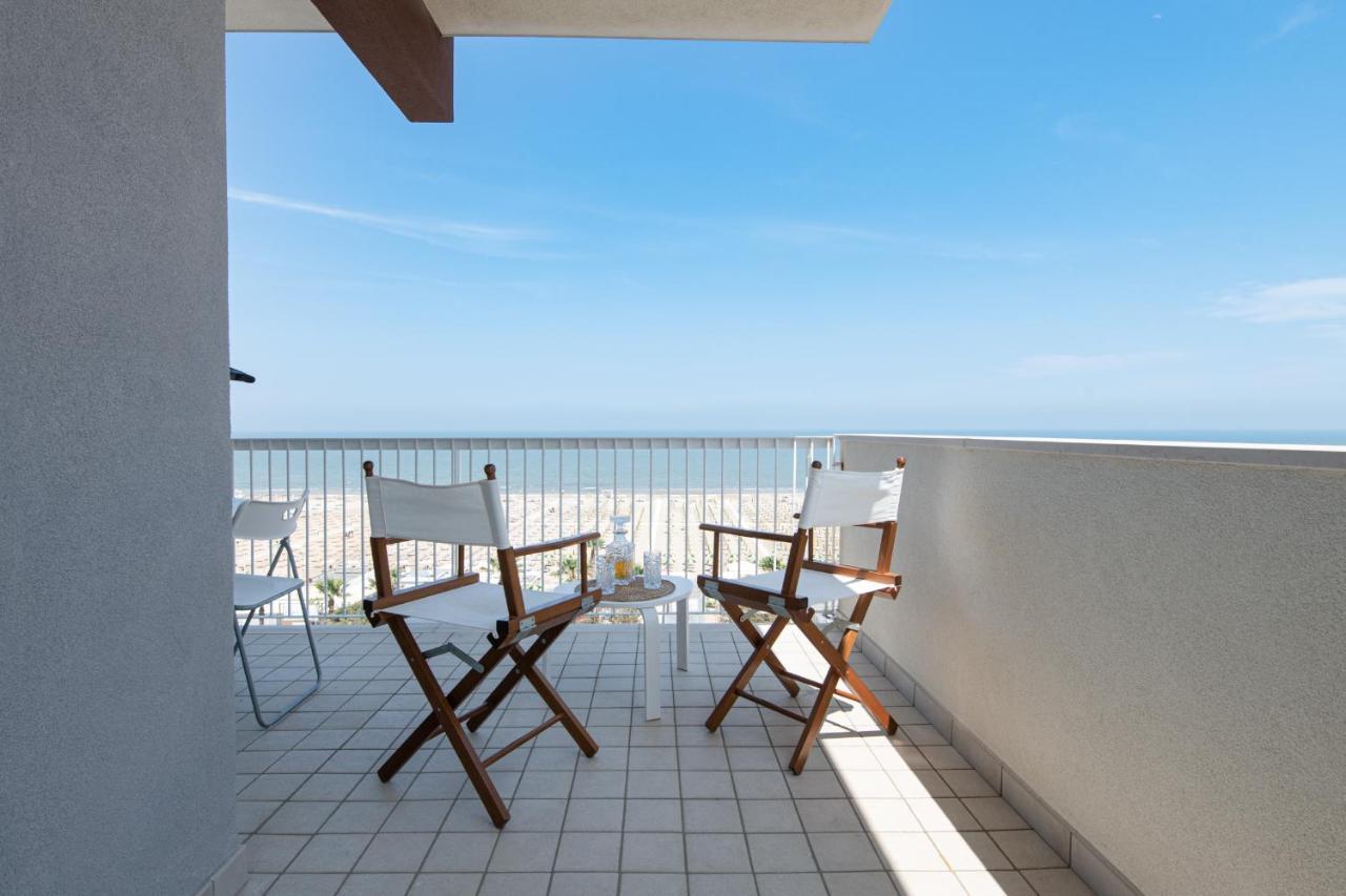Apartamento Ventodue Rímini Exterior foto